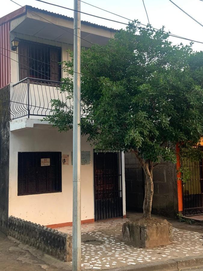 Hostel Casa Maria 마사야 외부 사진